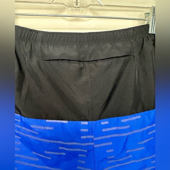 Nike Dri-Fit Challenger Run Division Blue Reflective Shorts - men’s large - Picture 7 of 14
